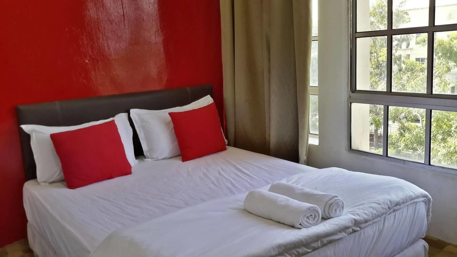 Hotel Sun Stay Inn 페라이 2*,