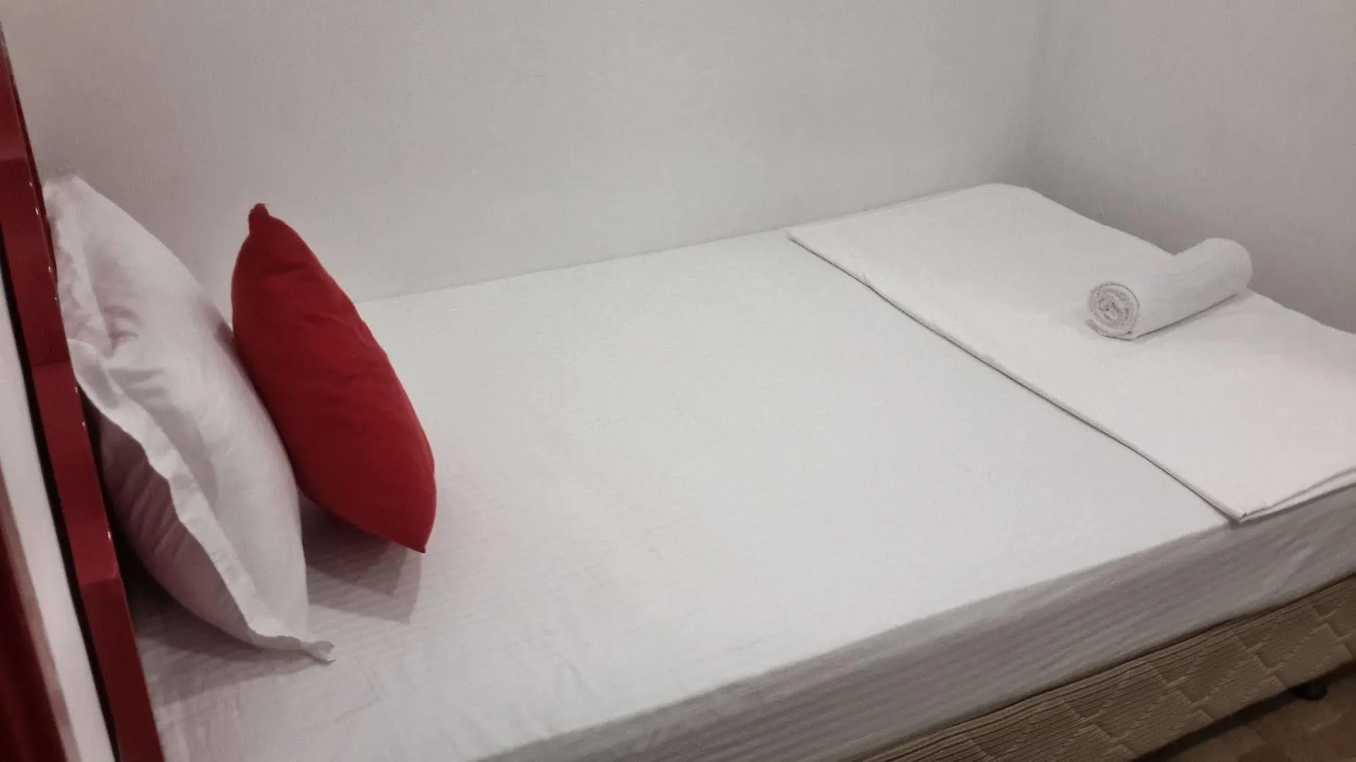 Hotel Sun Stay Inn 페라이 2*,  말레이시아